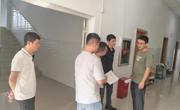 国资处参加北校区学生宿舍寝室漏水及部分教舍顶楼阳台吊顶维修项目等3个项目验收